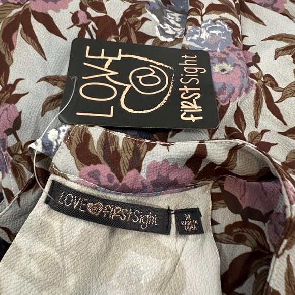 Love @ First Sight Floral Romper Medium Brand New Sleeveless Flowy Pleated Top P - Picture 5 of 15